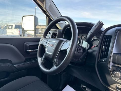 Used 2018 GMC Sierra 2500 4x4 Crew Cab image 16