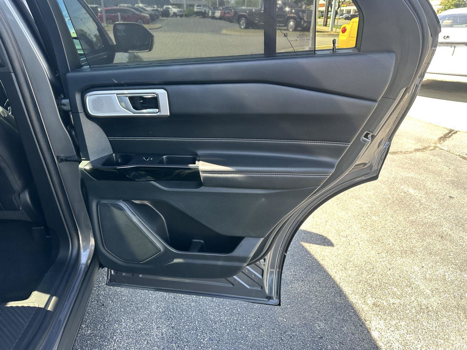 Used 2023 Ford Explorer ST w/ Equipment Group 401A AWD/4WD image 17