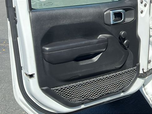 Used 2021 Jeep Wrangler Unlimited Sport AWD/4WD image 23