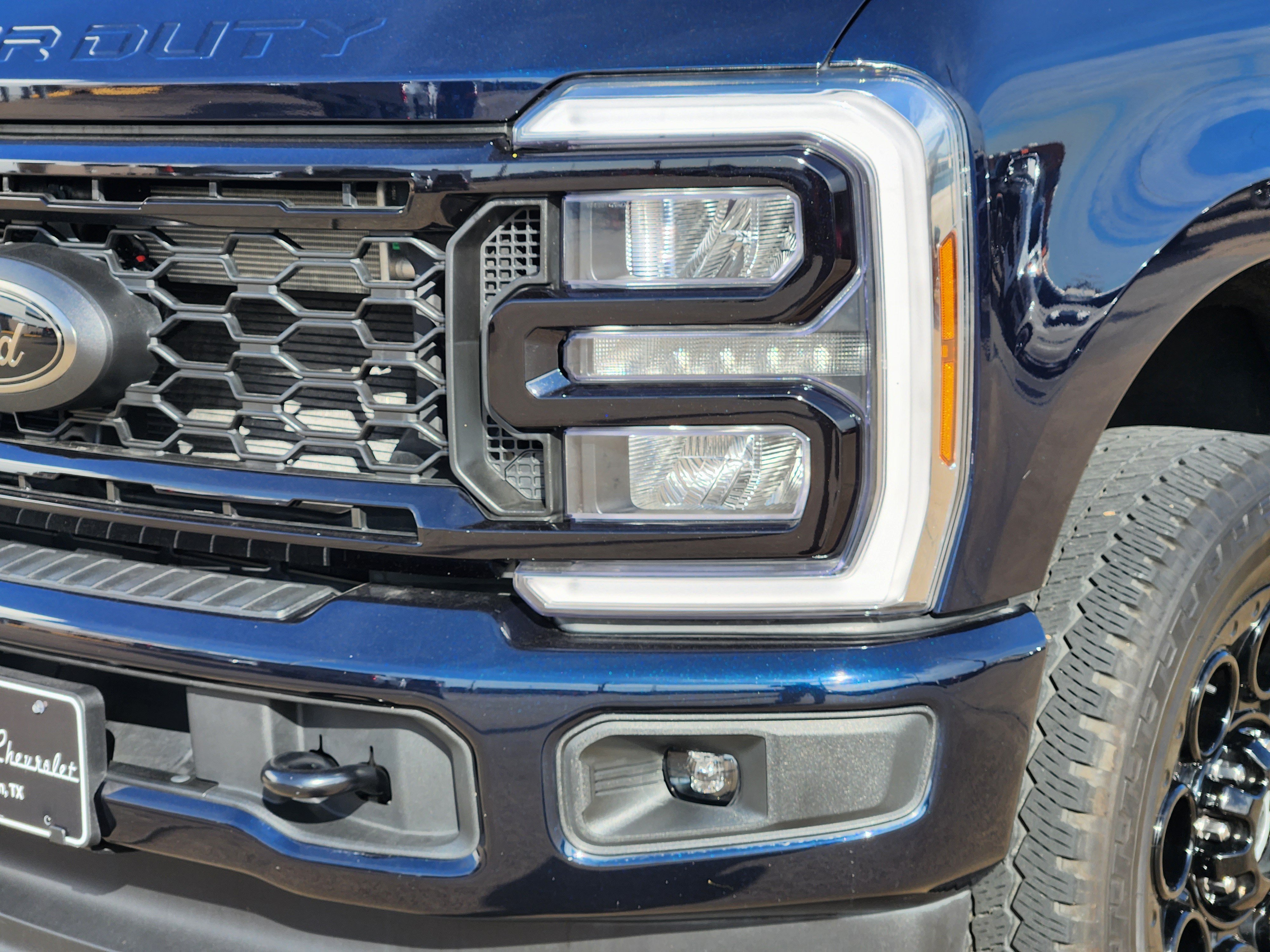 Used 2025 Ford F350 XLT w/ Black Appearance Package AWD/4WD image 10
