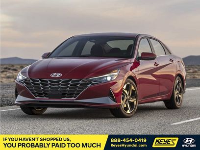 Used 2023 Hyundai Elantra SEL w/ Convenience Package