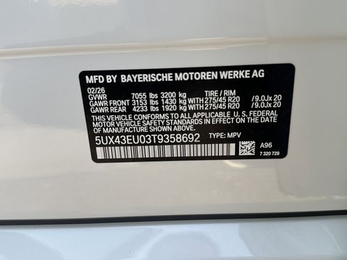 Used 2026 BMW X5 xDrive50e w/ M Sport Package image 33