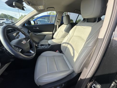 Used 2020 Cadillac XT4 Premium Luxury AWD/4WD image 3