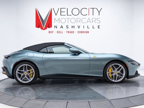 Used 2025 Ferrari Roma Spider image 5