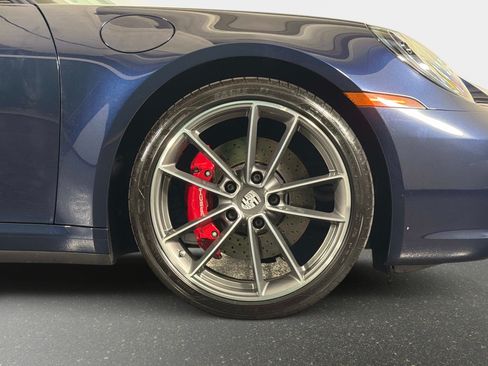 Used 2021 Porsche 911 Carrera 4S AWD/4WD image 3