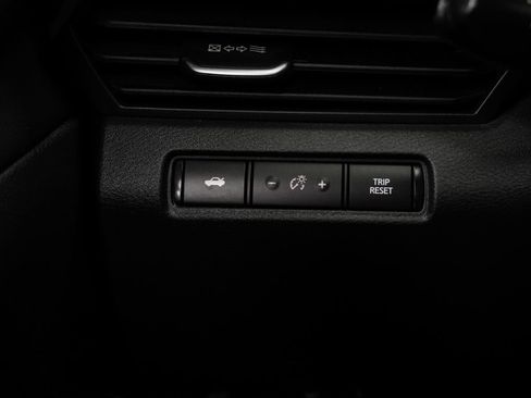 Used 2024 Nissan Altima 2.5 SR w/ SR Premium Package FWD image 23