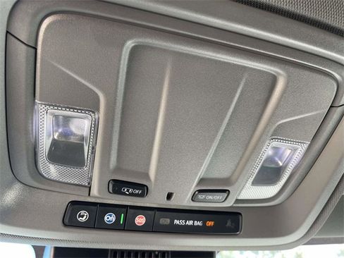 Used 2024 GMC Sierra 1500 Elevation image 29