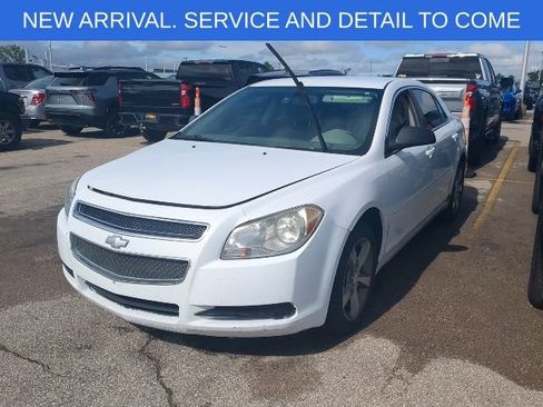 Used 2012 Chevrolet Malibu LS w/ LS Uplevel Package FWD image 1