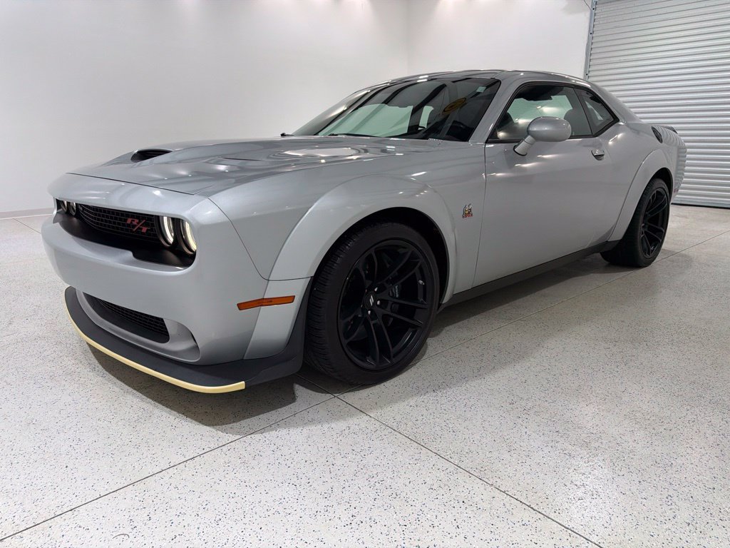 Used 2020 Dodge Challenger R/T Scat Pack RWD image 1