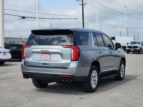 Used 2023 GMC Yukon Denali AWD/4WD image 7