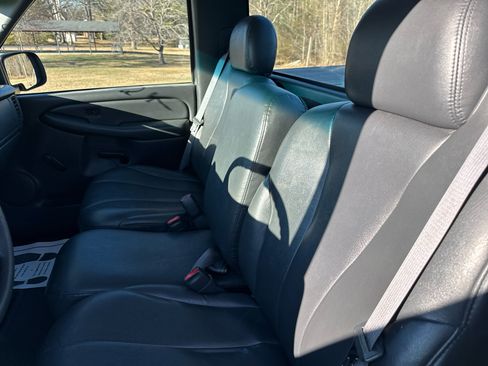 Used 2000 Chevrolet Silverado 1500 2WD Regular Cab image 14