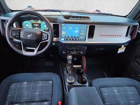 New 2025 Ford Bronco Heritage Edition image 11