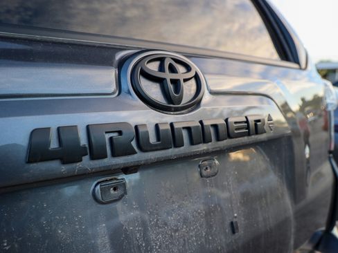 Certified 2023 Toyota 4Runner SR5 Premium w/ Moonroof Package image 11