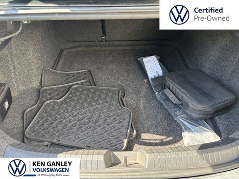 Certified 2023 Volkswagen Jetta Sport FWD image 28