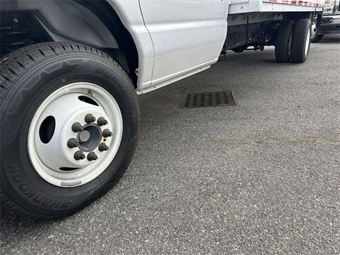 New 2024 Ford E-450 and Econoline 450 Super Duty w/ Power Windows & Locks Group image 11