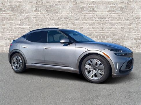 Used 2024 Genesis GV60 RWD image 1