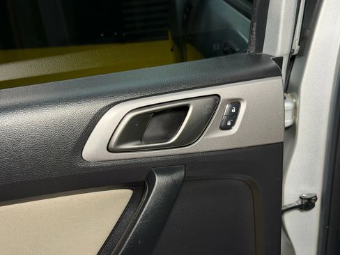 Used 2019 Ford Ranger XLT w/ Equipment Group 302A Luxury AWD/4WD image 16