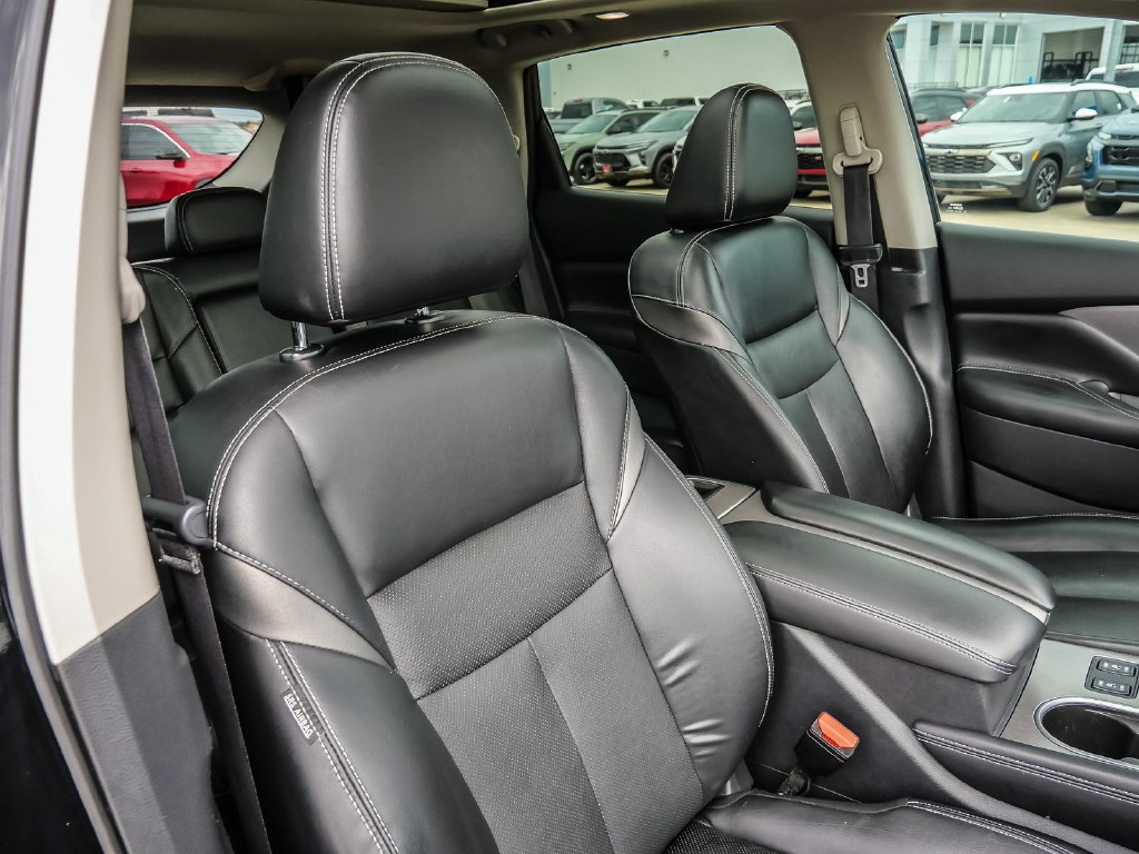 Used 2020 Nissan Murano SL w/ Moonroof Package FWD image 18