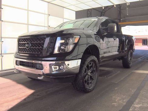 Used 2019 Nissan Titan SL w/ Midnight Edition image 1