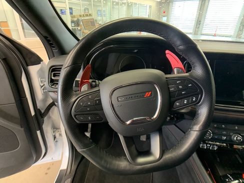 Used 2025 Dodge Durango GT AWD/4WD image 15