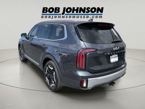 Used 2024 Kia Telluride EX AWD/4WD image 5