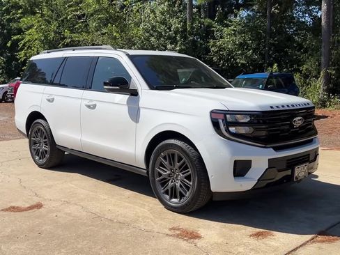 New 2025 Ford Expedition Platinum w/ Stealth Performance Package image 8