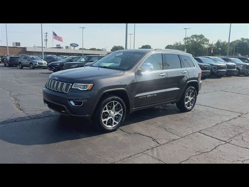 Used 2021 Jeep Grand Cherokee Overland AWD/4WD image 4