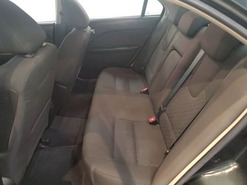 Used 2010 Ford Fusion SE FWD image 25