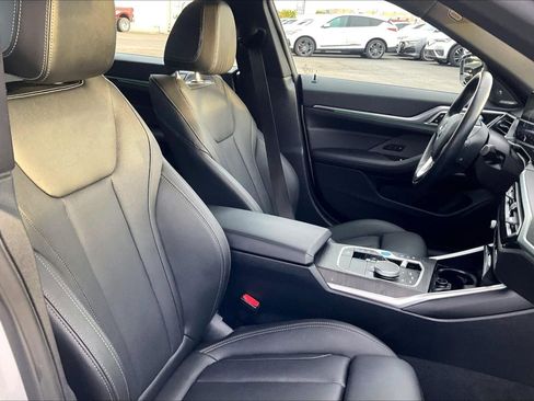 Used 2023 BMW i4 eDrive40 image 7