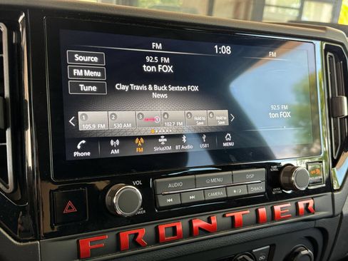 Used 2026 Nissan Frontier PRO-4X AWD/4WD image 16