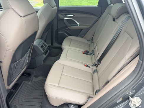 Certified 2025 Audi Q5 Prestige AWD/4WD image 22