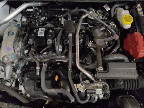 Used 2025 Nissan Sentra SV FWD image 30