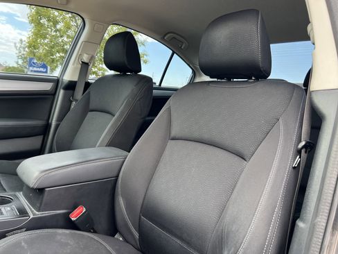 Used 2019 Subaru Legacy 2.5i Premium AWD/4WD image 21