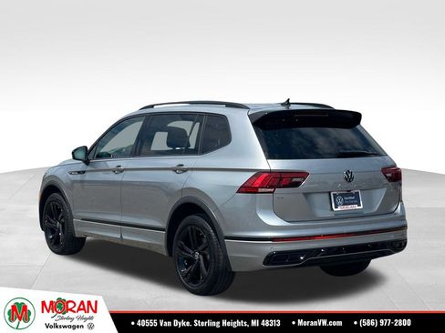 Certified 2023 Volkswagen Tiguan SE R-Line AWD/4WD image 3