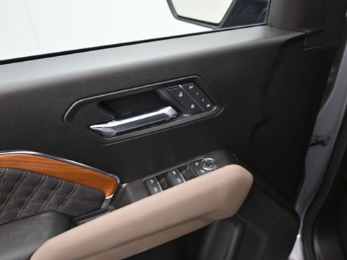 New 2026 GMC Canyon Denali image 11