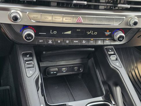 Used 2023 Kia Telluride EX FWD image 20