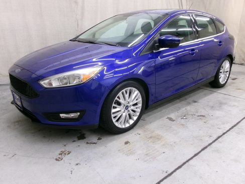 Used 2015 Ford Focus Titanium image 1