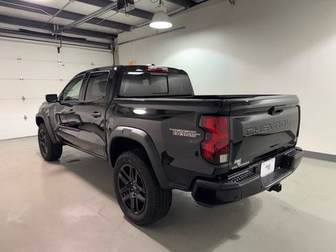 Used 2025 Chevrolet Colorado Trail Boss AWD/4WD image 5