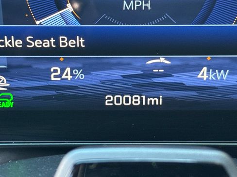 Used 2024 Chevrolet Equinox EV RS FWD image 3