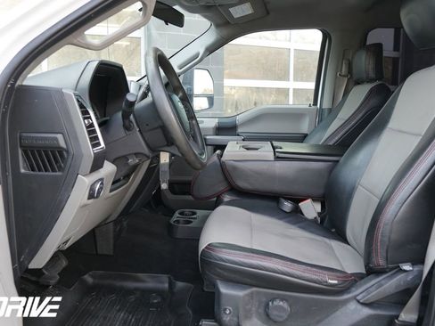 Used 2018 Ford F250 XLT AWD/4WD image 19