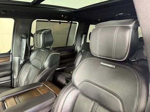 Used 2022 Jeep Grand Wagoneer Series II w/ Convenience Group III image 14