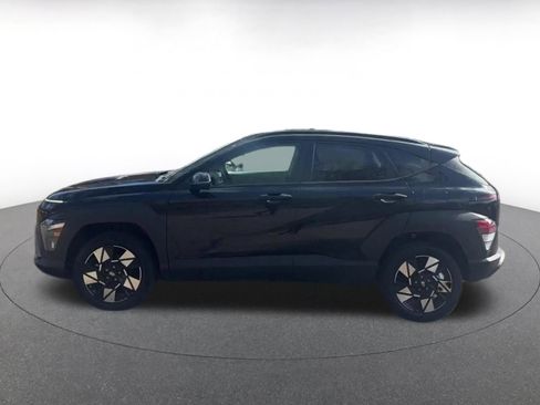 Used 2025 Hyundai Kona SEL image 9