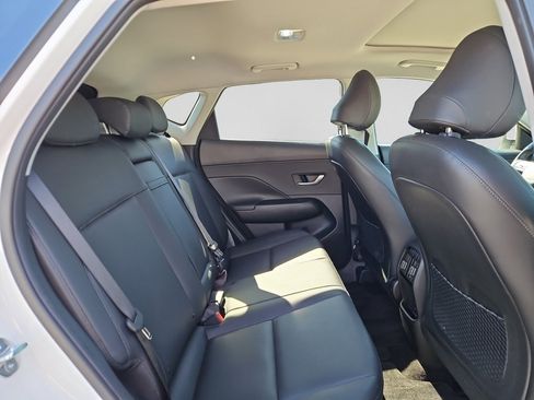 Used 2024 Hyundai Kona Limited FWD image 21