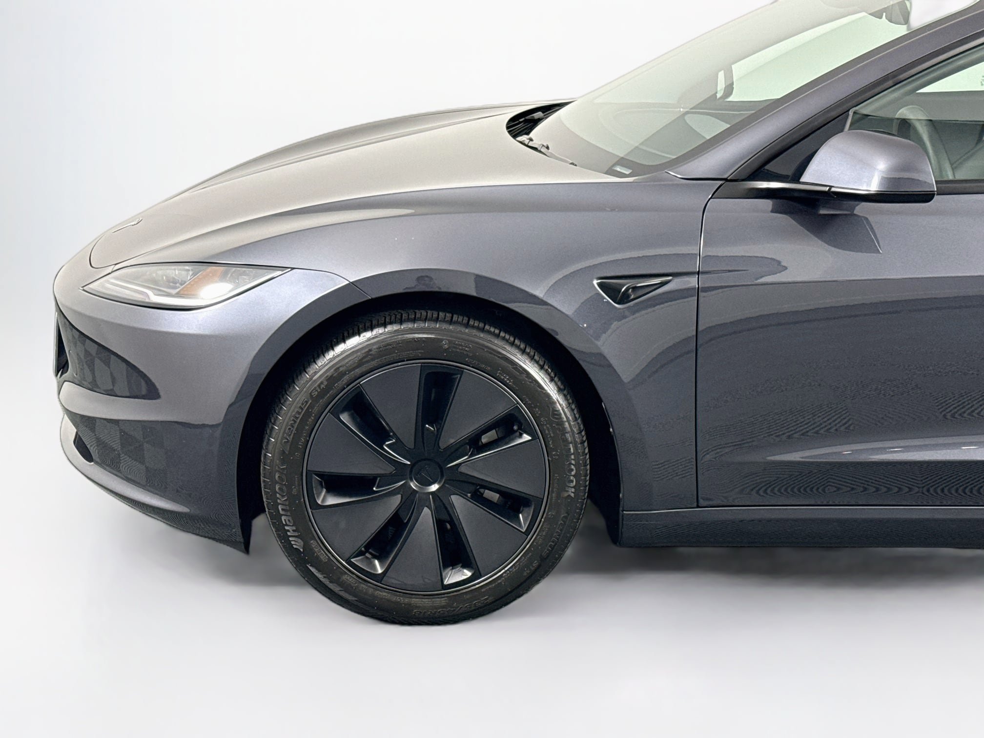 Used 2025 Tesla Model 3 Long Range AWD/4WD image 40