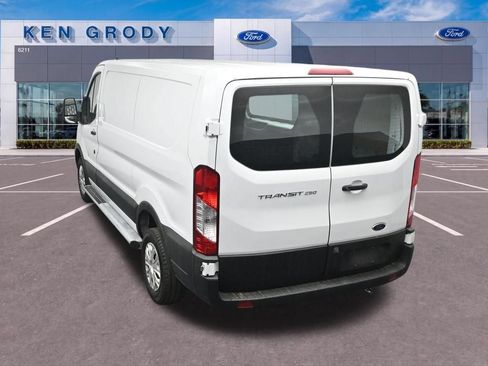 Used 2025 Ford Transit 250 Low Roof w/ Exterior Upgrade Package RWD image 15