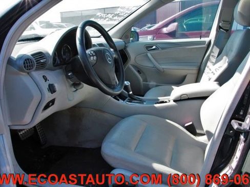Used 2006 Mercedes-Benz C 230 Sedan image 7