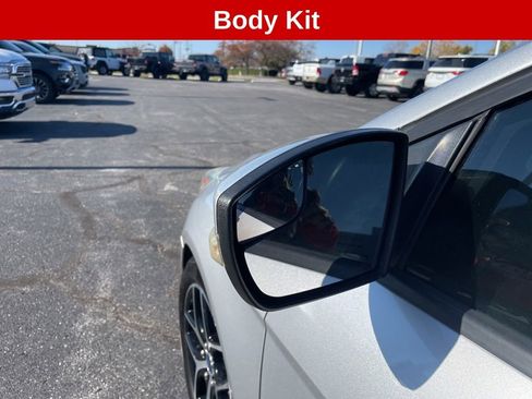 Used 2015 Ford Focus SE w/ SE Sport Package image 15