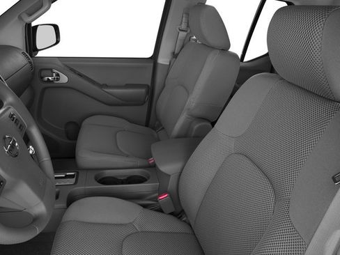 Used 2016 Nissan Frontier SV AWD/4WD image 11