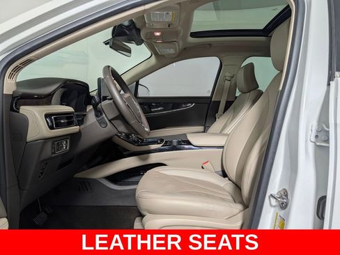 Used 2023 Lincoln Nautilus Reserve FWD image 10