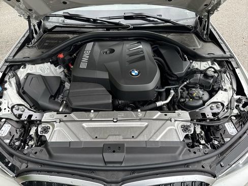 Used 2025 BMW 330i xDrive Sedan w/ Convenience Package image 31